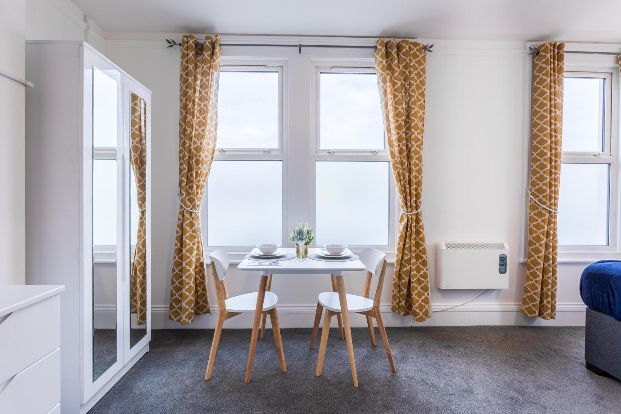 West Street Studio Apartments In Southend Buitenkant foto